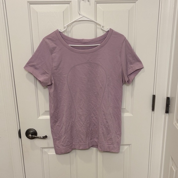Lululemon Swiftly Tech Short-Sleeve Shirt 2.0 in Lavender Frost - Picture 2 of 5